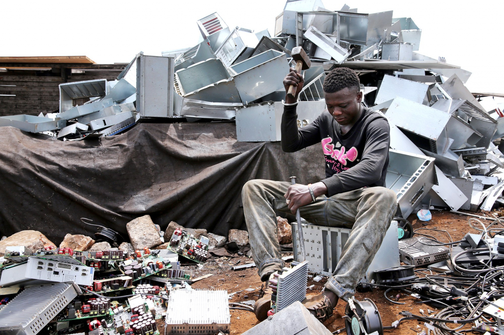 nigeria-s-growing-e-waste-problem